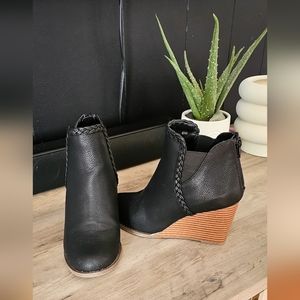 Maurices wedge booties